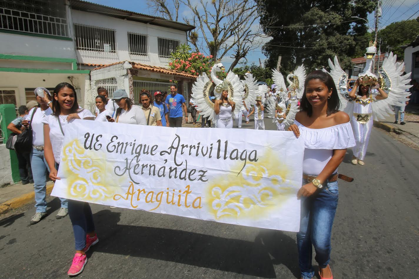 Caminata por la Paz y la Vida promueve sana convivencia (5)