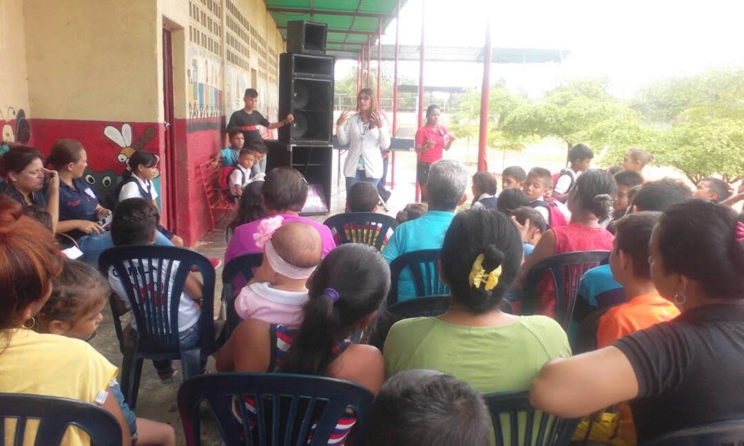 Madres beneficiadas con jornada integral organizada en Zulia (5)