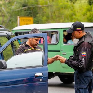 Despliegue de seguridad en sobreancho de La Gran Mariscal de Ayacucho Caracas – Guarenas (14)