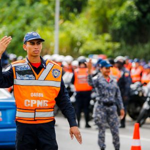 Despliegue de seguridad en sobreancho de La Gran Mariscal de Ayacucho Caracas – Guarenas (3)