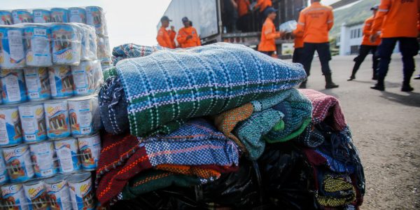 Enviadas 10 toneladas de insumos a familias afectadas por lluvias en Falcón (12)