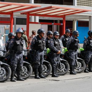 Funcionarios de la PNB desplegados en diversas parroquias de Caracas (21)
