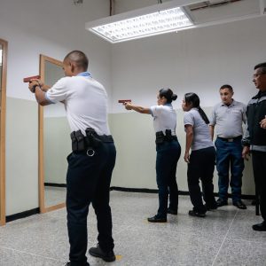 Inaugurado simulador de tiro en la Universidad Nacional Experimental de la Seguridad (7)