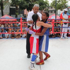 ONA se encuadra con el boxeo por la paz en 12 estados del país (7)