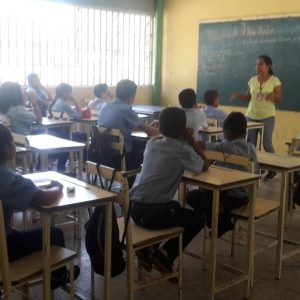Senades llevó el taller “Un Mundo Sin Armas” a 155 estudiantes en Táchira (1)