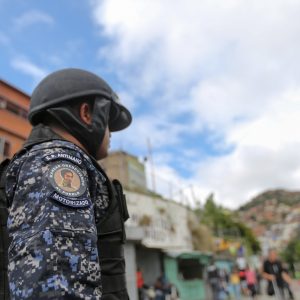 Más de 150 funcionarios participan en plan de seguridad en Antímano (5)