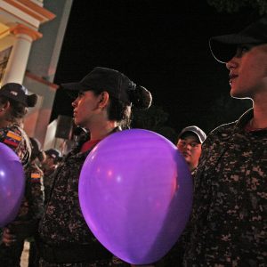 Panteón Nacional se ilumina de violeta contra la violencia de género (6)