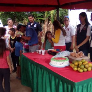 150 niños y niñas del estado Trujillo recibieron regalos navideños (5)