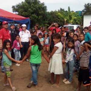 150 niños y niñas del estado Trujillo recibieron regalos navideños (8)