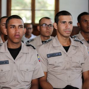 CUERPOS DE POLICIA PRESENTAN PROYECTOS IMNOVADORES (11)