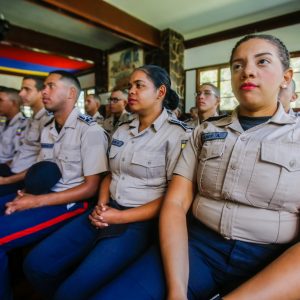 CUERPOS DE POLICIA PRESENTAN PROYECTOS IMNOVADORES (12)