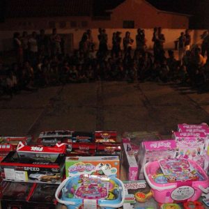 Con velada navideña en Isla de San Carlos niños disfrutaron de entrega de juguetes (12)