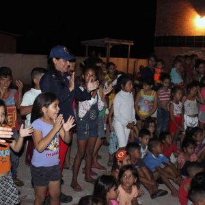 Con velada navideña en Isla de San Carlos niños disfrutaron de entrega de juguetes (15)