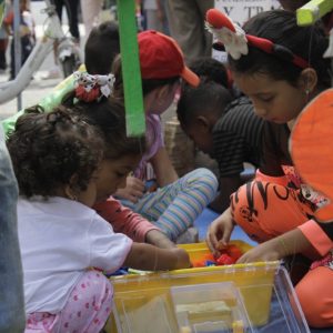 Gmcp regaló juguetes a 200 niños y niñas de la parroquia La Candelaria (1)
