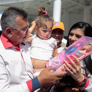 Mpprijp ha entregado más de 56 mil juguetes a niños y niñas de la Patria (12)