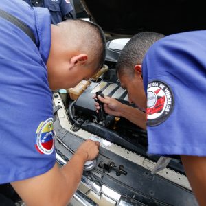15 vehículos fueron recuperados en despliegue del Cicpc en la carretera Petare-Santa Lucia (10)