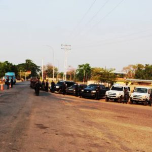 Funcionarios de la PNB participan en Dispositivo Semana Santa Segura en Apure (1)