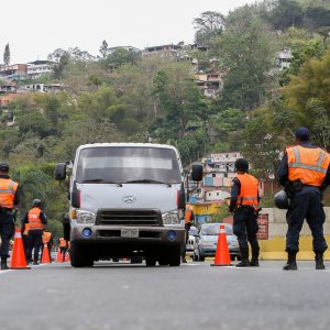 Un total de 3 mil 226 puntos de control dispuestos para el retorno de temporadistas (8)