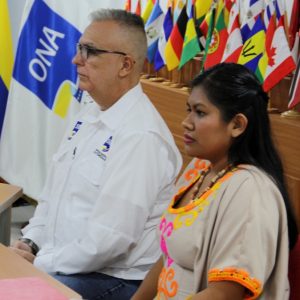 ONA y Ministerio de Pueblos Indígenas firman convenio para promover programas de prevención integral (4)