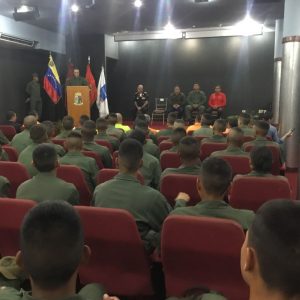 Cadetes de la Academia Militar se capacitaron en materia de prevención (8)