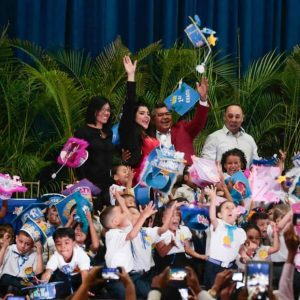 Graduado 50 niños y niñas del Centro Educación Integral Generalísimo Francisco de Miranda (6)