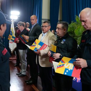717 nuevos hombres y mujeres se unen al Cuerpo de Bomberos y Bomberas del país (13)