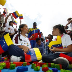 Mpprijp entrega obsequios a 200 niños de fundaciones en Caracas (14)