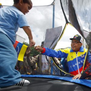 Mpprijp entrega obsequios a 200 niños de fundaciones en Caracas (8)