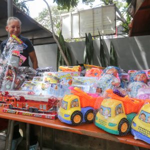 Frente preventivo entrega 24 mil juguetes en todo el país (7)