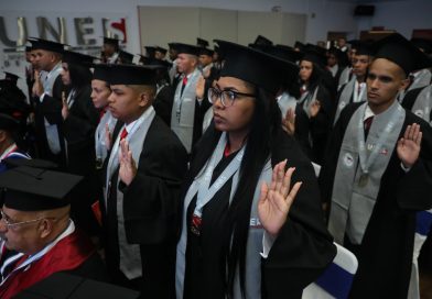 Unes graduó a más de 170 funcionarios en Servicio Penitenciario en el país