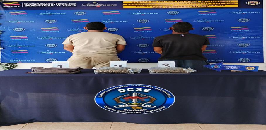 FUNCIONARIOS POLICIALES APREHENDEN A DOS CIUDADANOS POR PRESUNTA POSESIÓN DE DROGAS