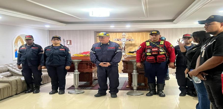 DGNB PRESIDE HOMENAJE PÓSTUMO A BOMBEROS CAÍDOS EN MONAGAS