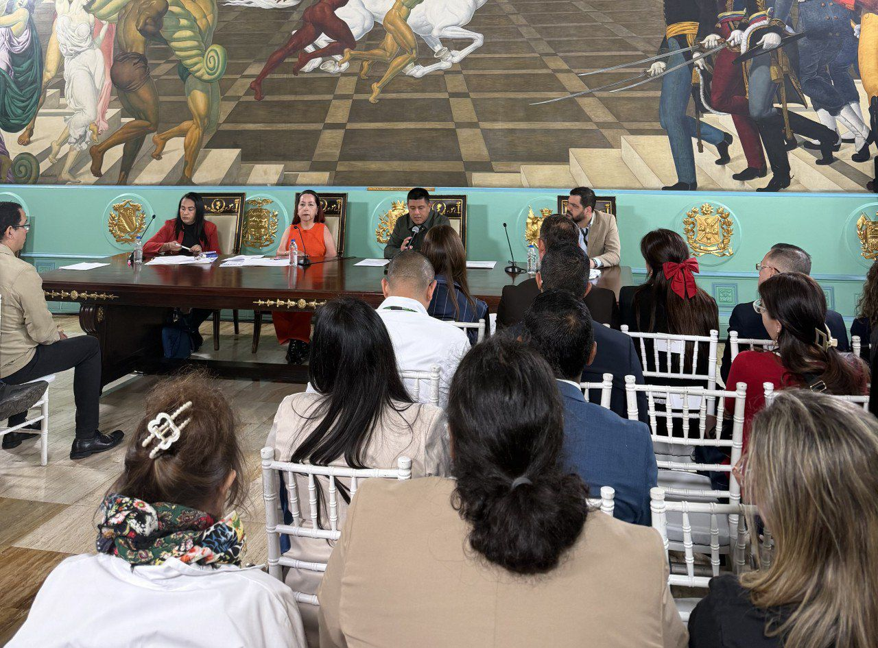 Imagen de INTT IMPULSA LA DIGITALIZACIÓN Y SIMPLIFICACIÓN DE TRÁMITES EN CONSULTA PÚBLICA DE LA ASAMBLEA NACIONAL