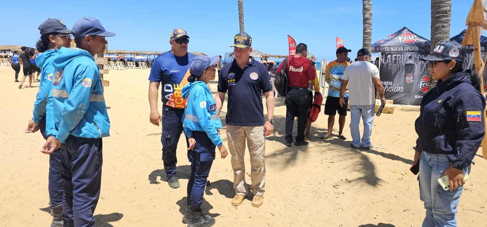 VICEMINISTRO PARA LA GESTIÓN DE RIESGO OTI PAITUVI INSPECCIONA LABORES DE PROTECCIÓN CIVIL Y CUERPOS POLICIALES EN SUCRE