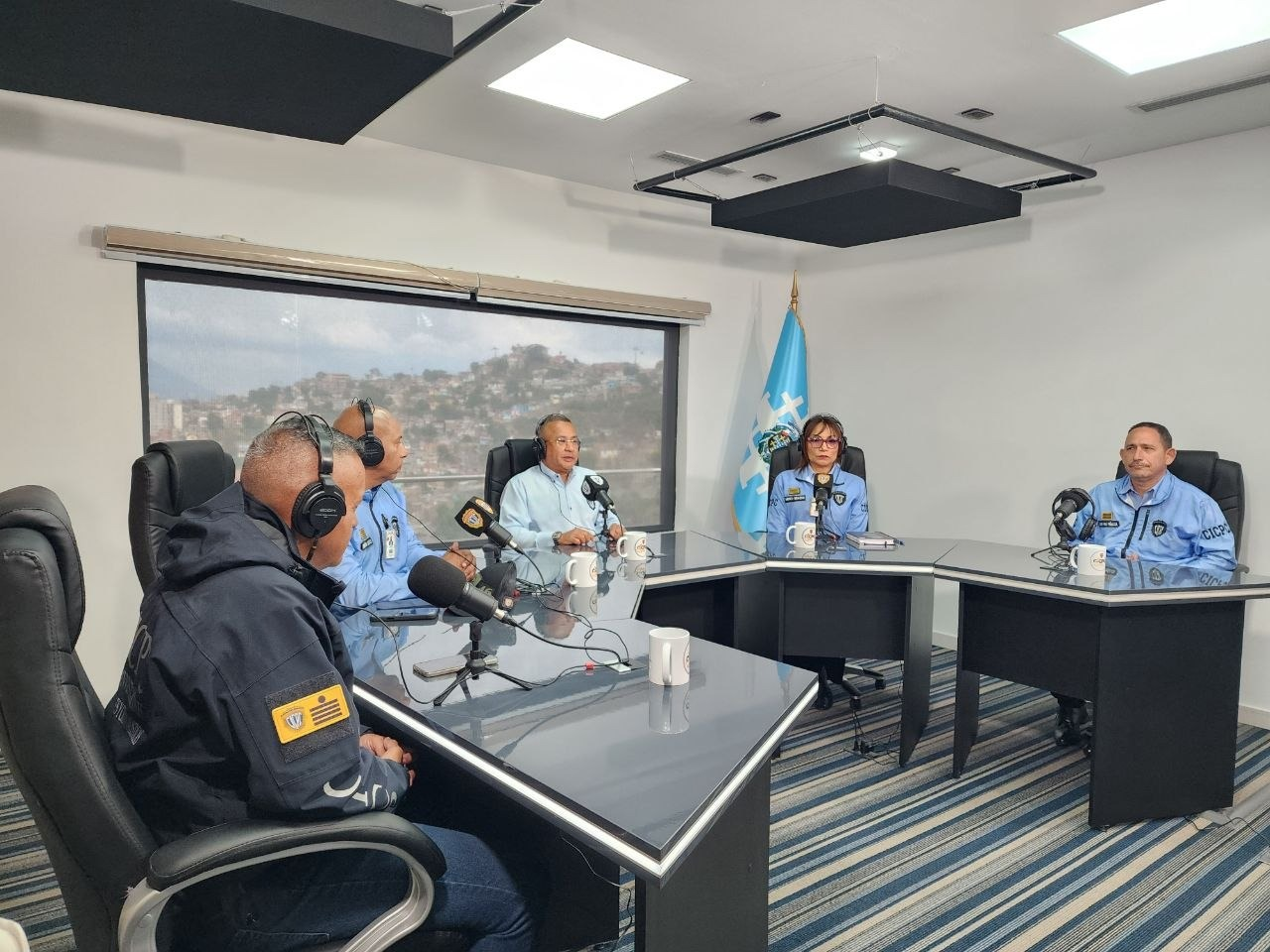 Imagen de CICPC RADIO: UNA NUEVA ERA DE COMUNICACIÓN ESTRATÉGICA Y DE PREVENCIÓN AL SERVICIO DEL PUEBLO