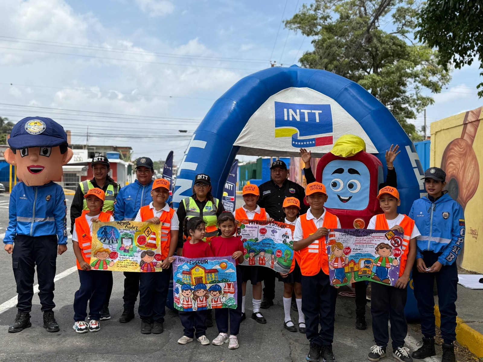 INTT CONMEMORA EL DÍA DEL PATRULLERO ESCOLAR Y CONSOLIDA LA EDUCACIÓN VIAL EN LAS AULAS