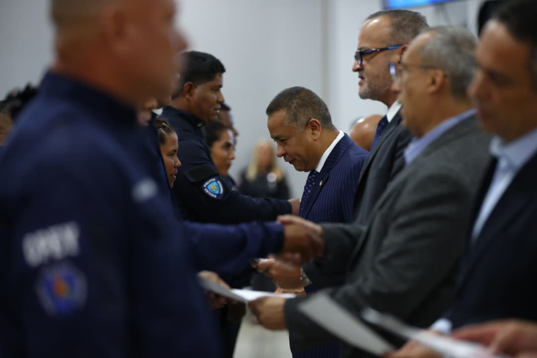 FOTOGRAFÍA DE VISIIP ACREDITA A 520 FUNCIONARIOS POLICIALES EN INVESTIGACIÓN PENAL PARA FORTALECER LA SEGURIDAD CIUDADANA