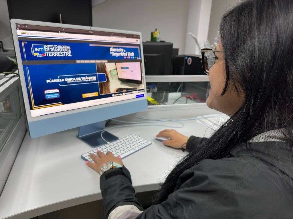 EL INTT FACILITA LA GESTIÓN DE TRÁMITES A TRAVÉS DE SU PORTAL WEB ACTIVO 24/7
