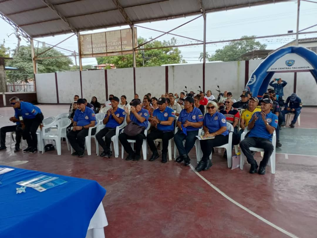 Imagen de COMITÉS CIUDADANOS DE CONTROL POLICIAL SE JURAMENTARON EN LA PARROQUIA TACARIGUA DEL ESTADO CARABOBO