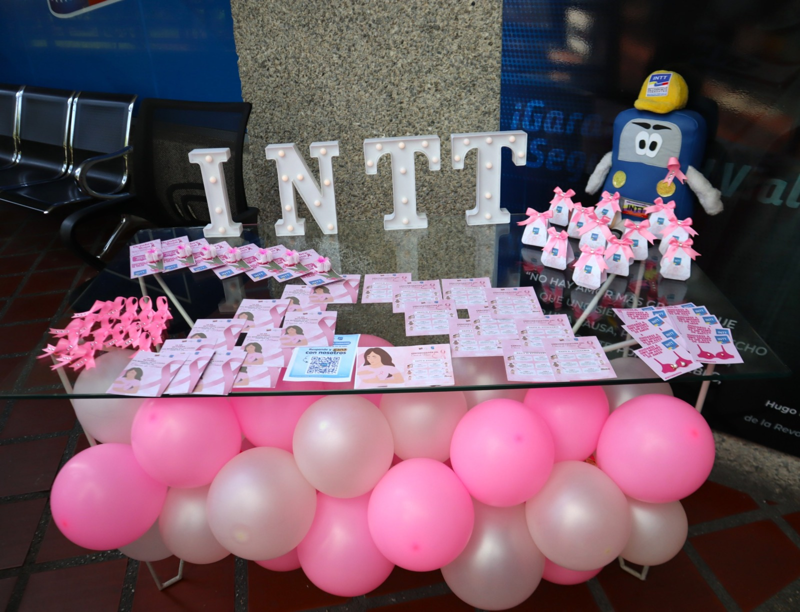 Imagen de INTT DESPLEGÓ PUNTOS ROSAS A NIVEL NACIONAL PARA PROMOVER LA PREVENCIÓN DEL CÁNCER DE MAMA
